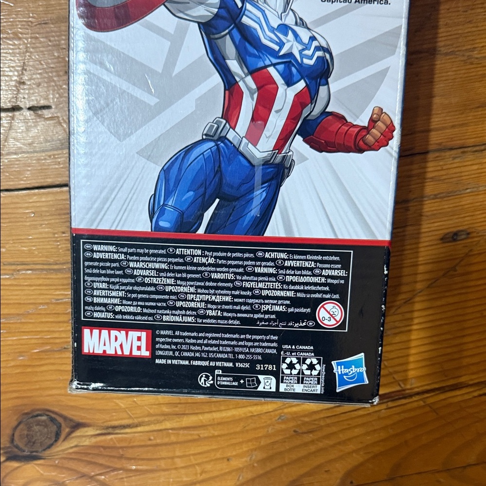 Captain America Action Figure (9") with Shield Marvel Mighty Hero Series NIB - Picture 5 of 10